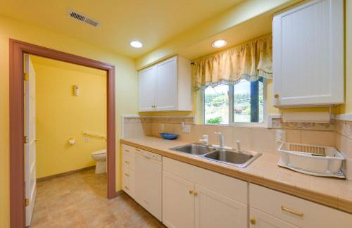 Chehalis Retreat with Scenic Views! - Photo 29