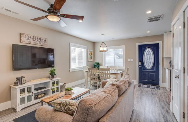 The Olympic Guest House 2 Bdrm Modern Perfection - Photo 16