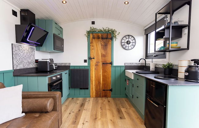 Willows Rest - 1 Bed Shepherd's Hut - Pentlepoir - Foto 15