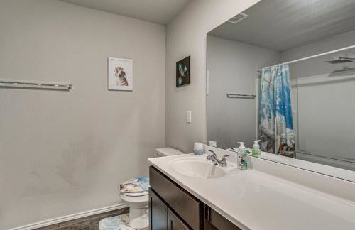 Families with Pets Welcome! Home 22 Mi to Dtwn OKC - Foto 18