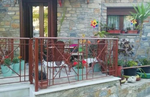 Όμορφο Πέτρινο Σπίτι στη σαμο - Foto 1