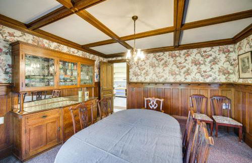 2 Mi to Lake Erie Spacious Retreat Near Cafes! - Foto 7