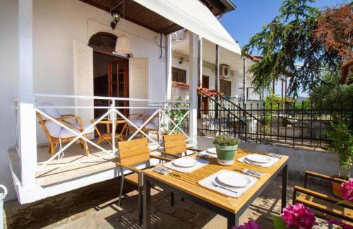 Eden Park Sozopoli - 7 BDR Beach Villa - Yard - Foto 12