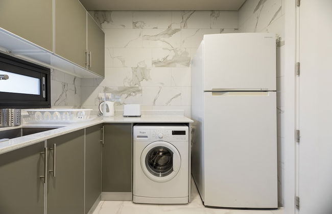 THE CODE RESIDENCE - Photo 11