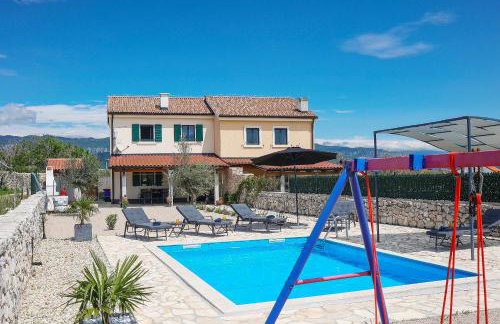 Villa Niko PET FRIENDLY 200 M FROM HIDDEN SANDY BEACH pets stays for free - Photo 15