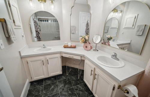 Pondside Perch - Your Waterfront Retreat home - Foto 25