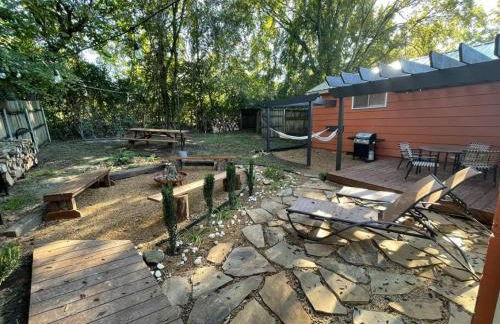 Martin Mill, Santa Fe Inspired Bungalow, 5 minutes to downtown - Foto 19