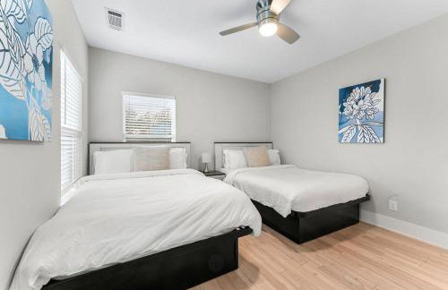 Large Modern Home Centrally located With Hot Tub - Foto 66