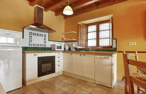 Mansion with Pool & Terrace - Foto 11