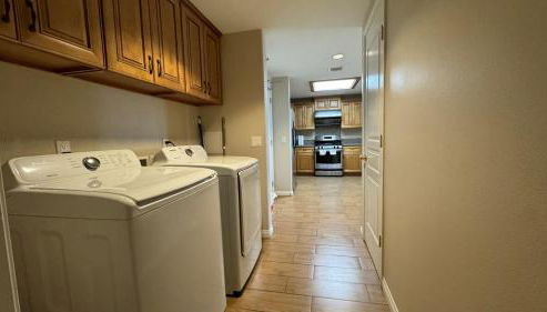 Modern 2BD Apartment with 2 Baths in Alhambra - Foto 5