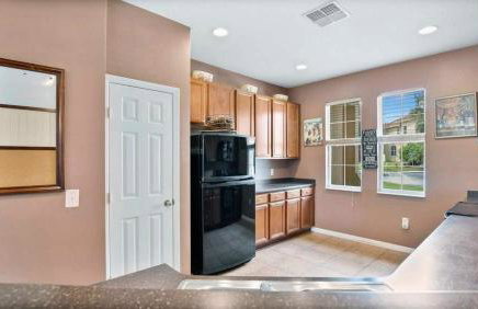 Quiet Corner Gem in Gated Crestwynd Bay - Foto 15