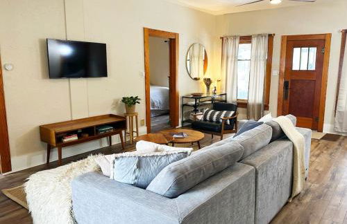 Sunny Downtown Gunnison Escape - Foto 1