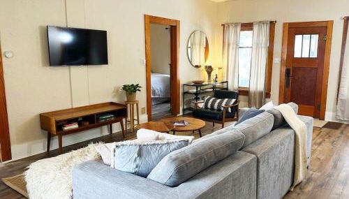 Sunny Downtown Gunnison Escape - Foto 1