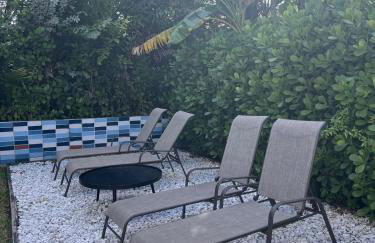 Lux Retreat with Pool Near Beach - Foto 19