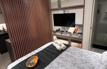 Studio 124 luxuoso, novo, bem equipado com ar condicionado e cozinha completa - Centro Mogi - Foto 5