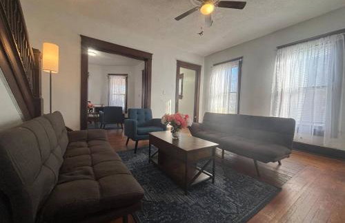 3BR suite w/ office close ISU - Foto 39