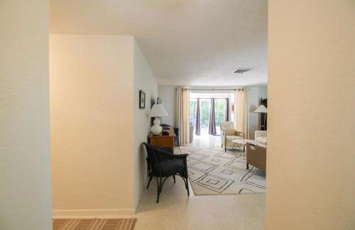 Zen 2BR home 10 min from Siesta Key - Palm Garden - Foto 43