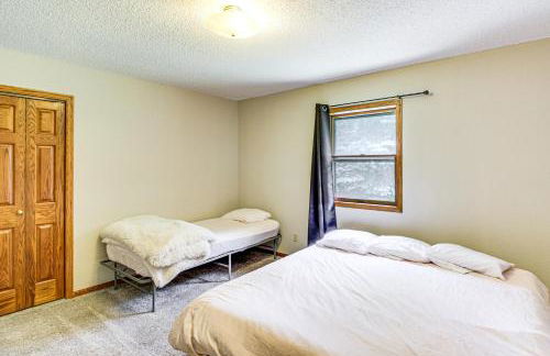 Hot Tub and 2 Recreation Rooms Spacious Onamia Home - Foto 17