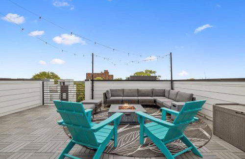 Nashville Townhouse with Rooftop & Modern Comfort - Foto 53