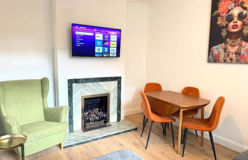 Entire 5 Bed New Home - Southampton Centre - 4BDRM - Foto 13