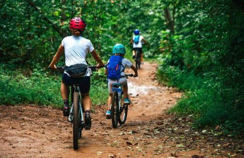 Peaceful Kannapolis Lodge - Photo 39