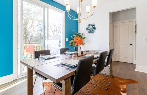 Birdsong Bungalow - Hot Tub, Game Room, Fire Pit - Foto 37