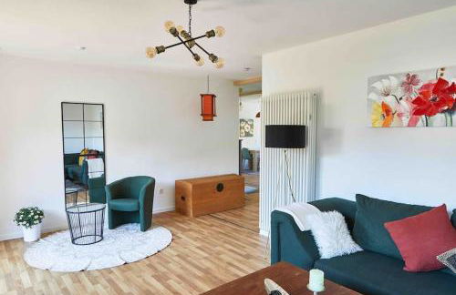 Large 2BR Apart up to 5 ppl, Work&Long Stay, BASF with Strong Wifi - Foto 12