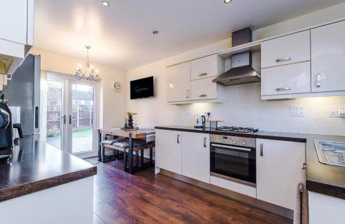 Driveway Stylish 3Bedroom Home in Middleton - Foto 19