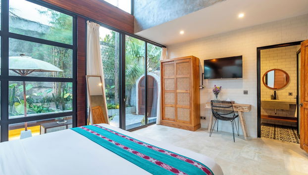 Azure 2BR Modern Private Pool Villa in Pererenan - Photo 2