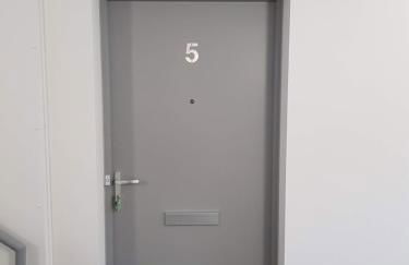 5 Royal View Apartments - Photo 13