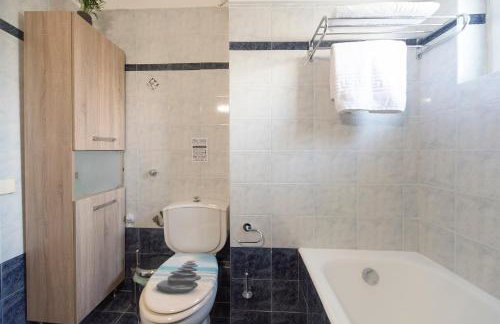 Mother's House - Photo 31