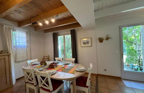 La Maison du Petit Hérisson de 170 m2 avec jardin parking accueil de 6 personnes barbecue - Foto 6