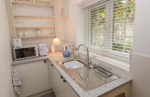 Little Cloud - Photo 13