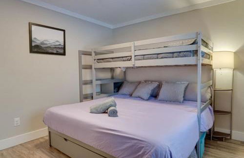 Blue Ridge Hideaway at Lake Toxaway with Hot Tub - Foto 23