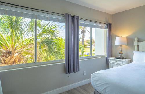 Emerald Residences Of Belleair Beach - Photo 58