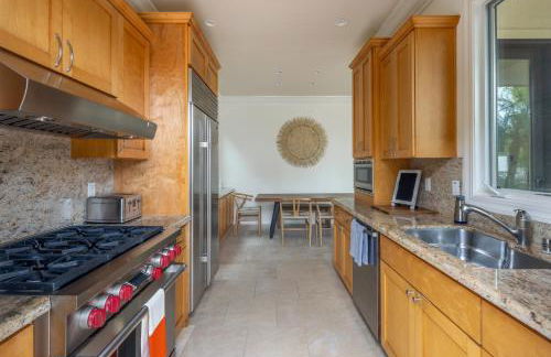 Ocean View Del Mar Beach Home w Jacuzzi - Foto 18