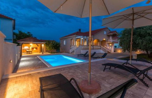 Gorgeous Home In Sikovo With Wifi - Foto 13