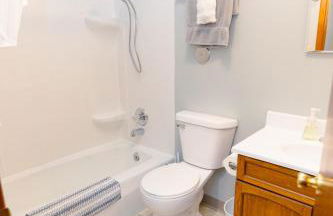 Retreat to Bass Creek 2 BR Apartment A Your Escape - Foto 5