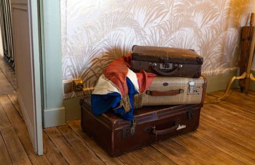 CHAMPAGNE HOUSE- Oasis de luxe & de charme - coeur de ville - 10-12 pers - piscine, cuisine d'été, patio, bar & piano - Photo 67