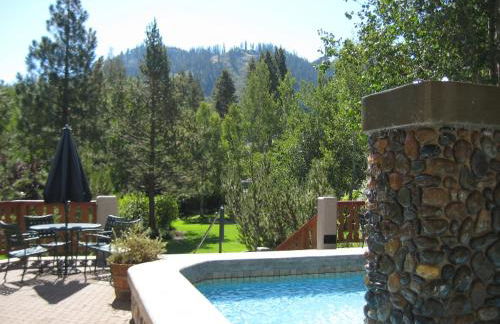 GetAways at Olympic Village Inn - Foto 26