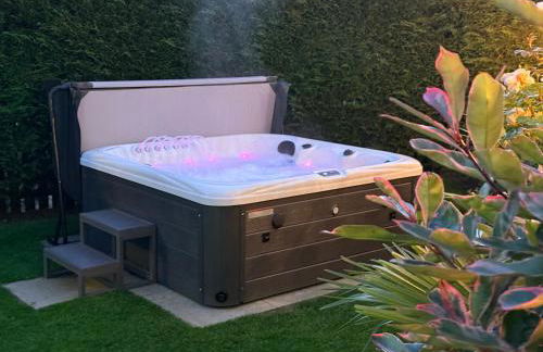 Allt Mor Retreat with Hot Tub - Foto 6