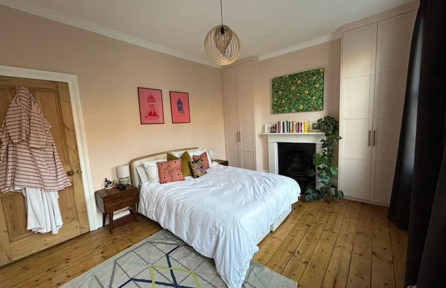 Dreamy 3BD House W/large Patio - Stoke Newington! - Foto 1