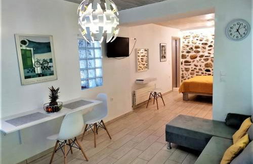 The Little Gem Under The Rocks 2 - Foto 2