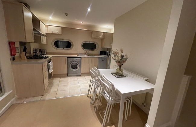 Free Parking Near City Centre & Stadium Sleeps 6-8 - Foto 11