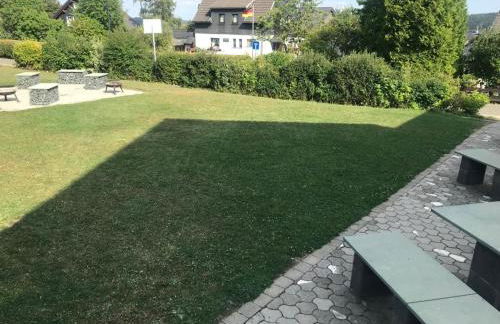 Haus Astenblick in Winterberg Ferienwohnungen mit Gastraum Wanderveranstaltungen und Familienfeiern - Foto 29