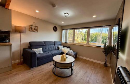 Detached Modern Flat 8 Min Walk to Pudsey Station - Foto 33