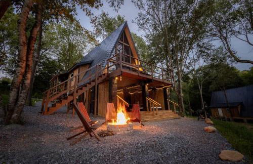 Valhalla Cabins AFrames with hot tubs & sauna - Foto 44