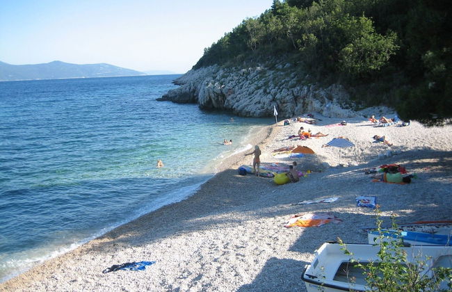 Spacious Apartment With Terrace & Outdoor Kitchen Surrounded by a Garden - Foto 33