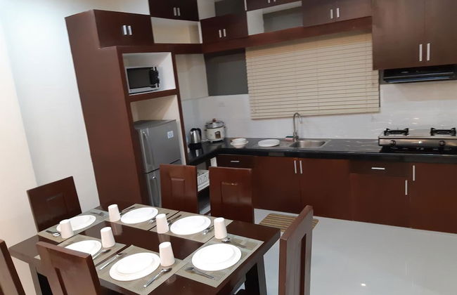 Restful 3BR Hillside Duplex - Foto 13