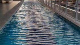 Apartamento Completo com Piscina no Condomínio em Cabo Frio - Foto 2